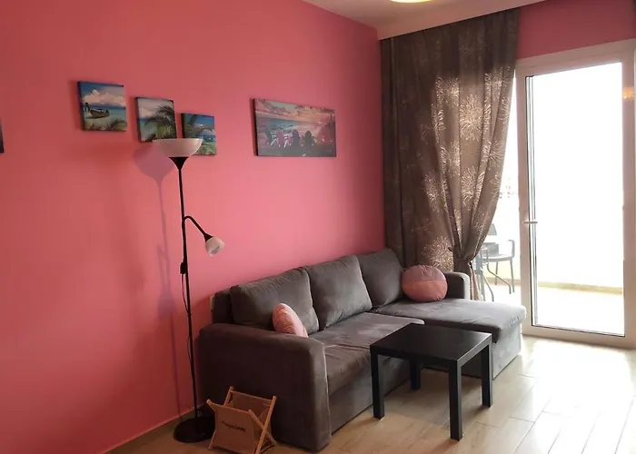 Faros Apartment